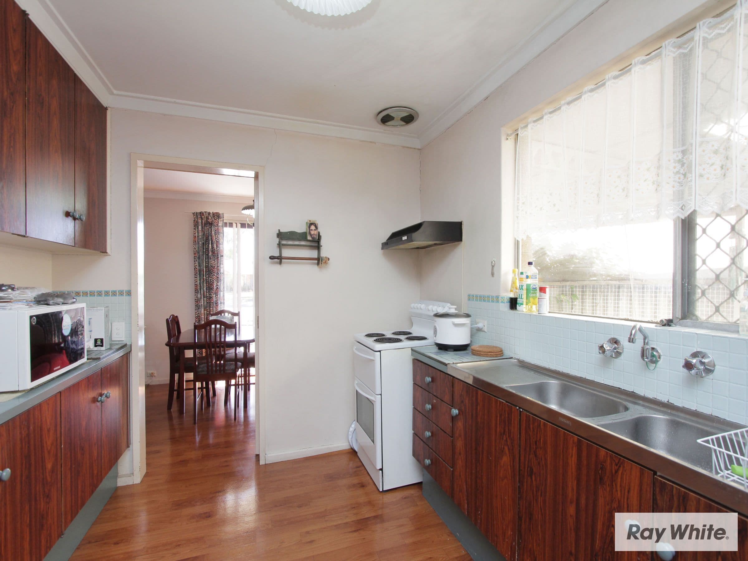 11 Eclipse Way, Beckenham WA 6107, Beckenham - Thumbnail 2