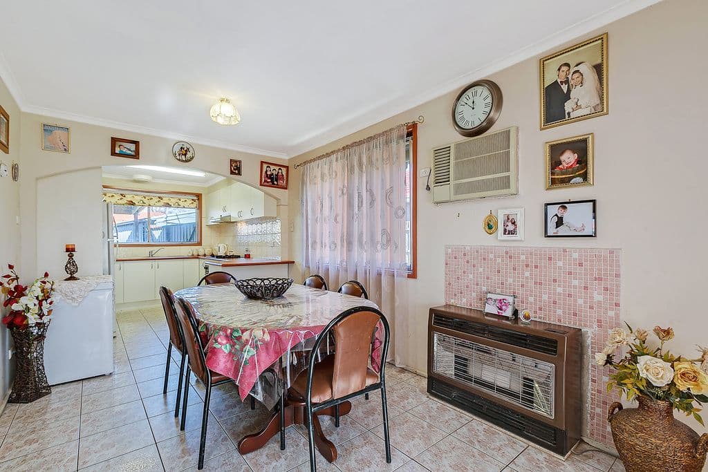 16 Helpmann Crescent, Epping VIC 3076, Epping - Thumbnail 4