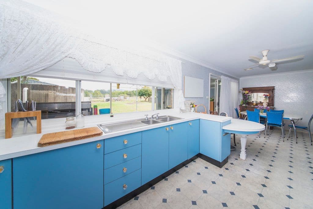 19 James Street, Moorland - Thumbnail 5