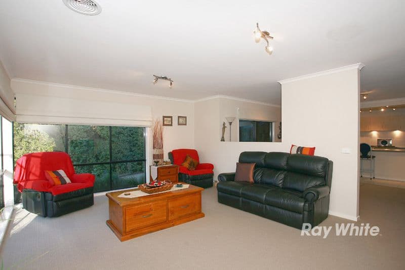 6 Heatherwood Court, CRANBOURNE VIC 3977, Cranbourne West - Thumbnail 7