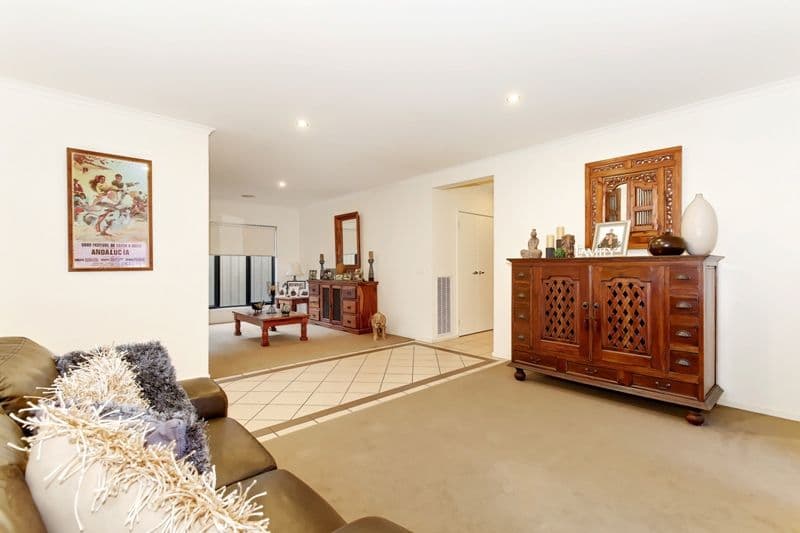 22 St Lukes Road, Tarneit VIC 3029, Tarneit - Thumbnail 3