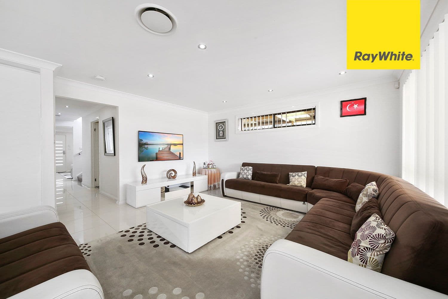 38 Munro Street, Sefton - Thumbnail 3