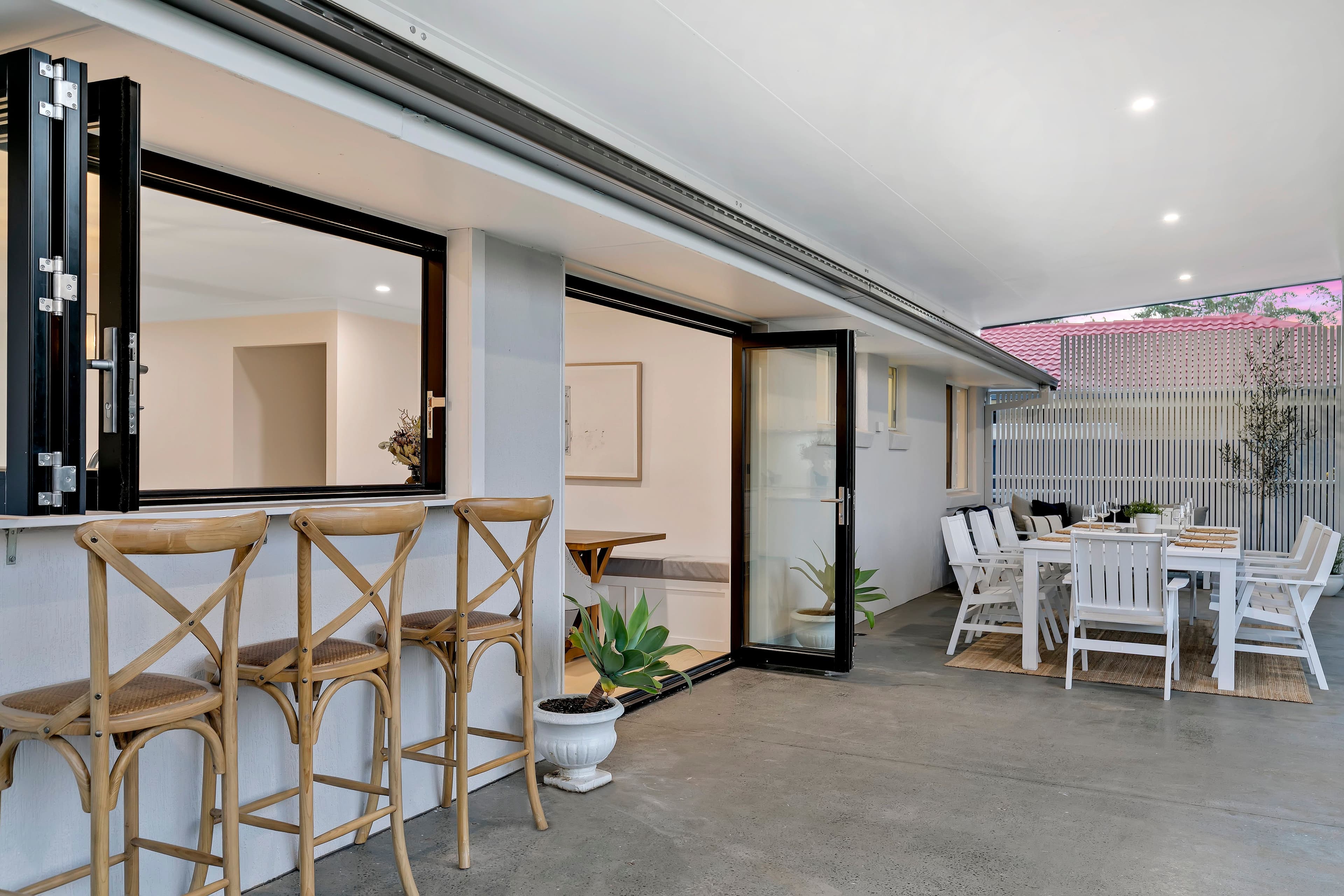 264 Rio Vista Boulevard, Mermaid Waters QLD 4218, Mermaid Waters - Thumbnail 2