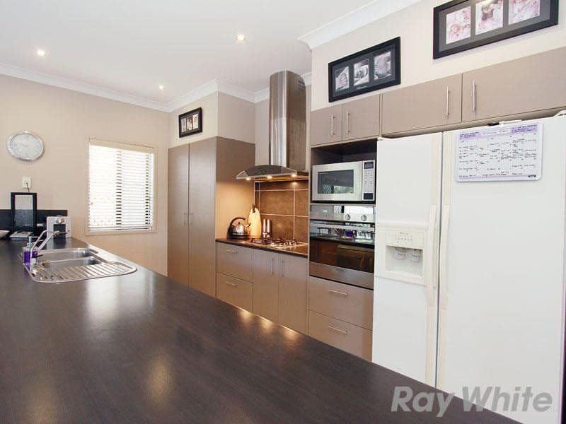 74 Petrie Cescent, Aspley QLD 4034, Aspley - Thumbnail 3