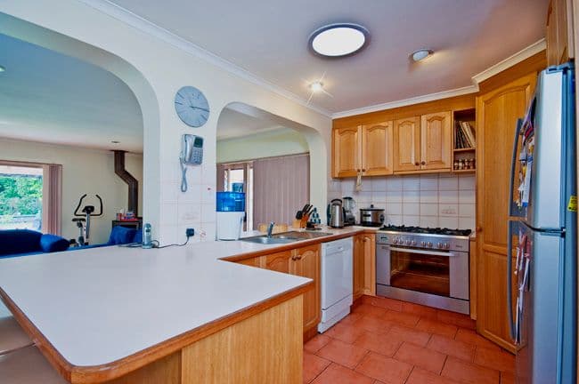 5 Windermere Drive, FERNTREE GULLY VIC 3156, Ferntree Gully - Thumbnail 2