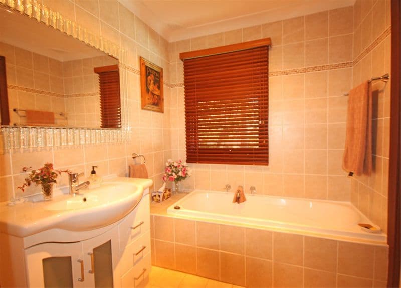 71 Bowman Avenue, CAMDEN SOUTH NSW 2570, Camden South - Thumbnail 2