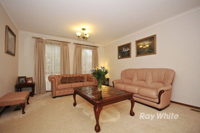 123 Fraser Crescent, WANTIRNA SOUTH VIC 3152, Wantirna South - Thumbnail 3
