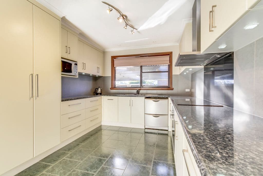 9 Callistemon Court, PERTH TAS 7300, Perth - Thumbnail 7