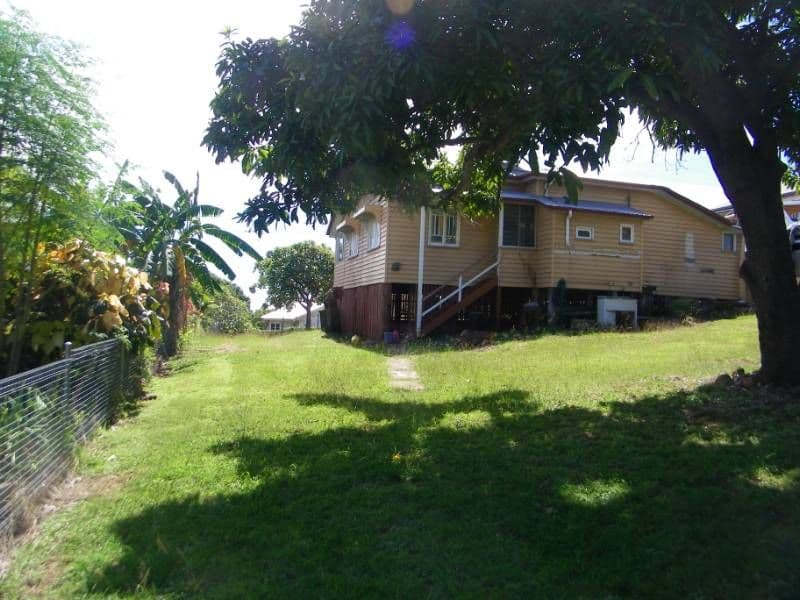 9 Worthington Street, WEST GLADSTONE QLD 4680, West Gladstone - Thumbnail 4