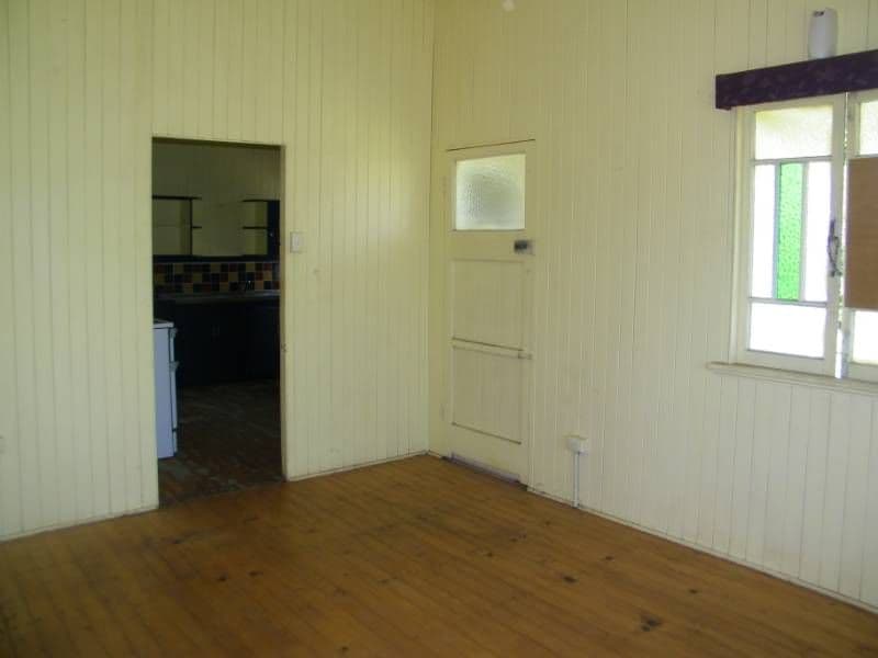 9 Worthington Street, WEST GLADSTONE QLD 4680, West Gladstone - Thumbnail 6
