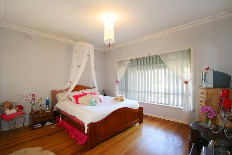 15 Southern Road, MENTONE VIC 3194, Mentone - Thumbnail 6