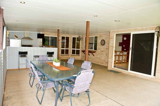 10 Melissa Crescent, WALKERSTON QLD 4751, Walkerston - Thumbnail 2