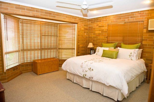 10 Melissa Crescent, WALKERSTON QLD 4751, Walkerston - Thumbnail 4
