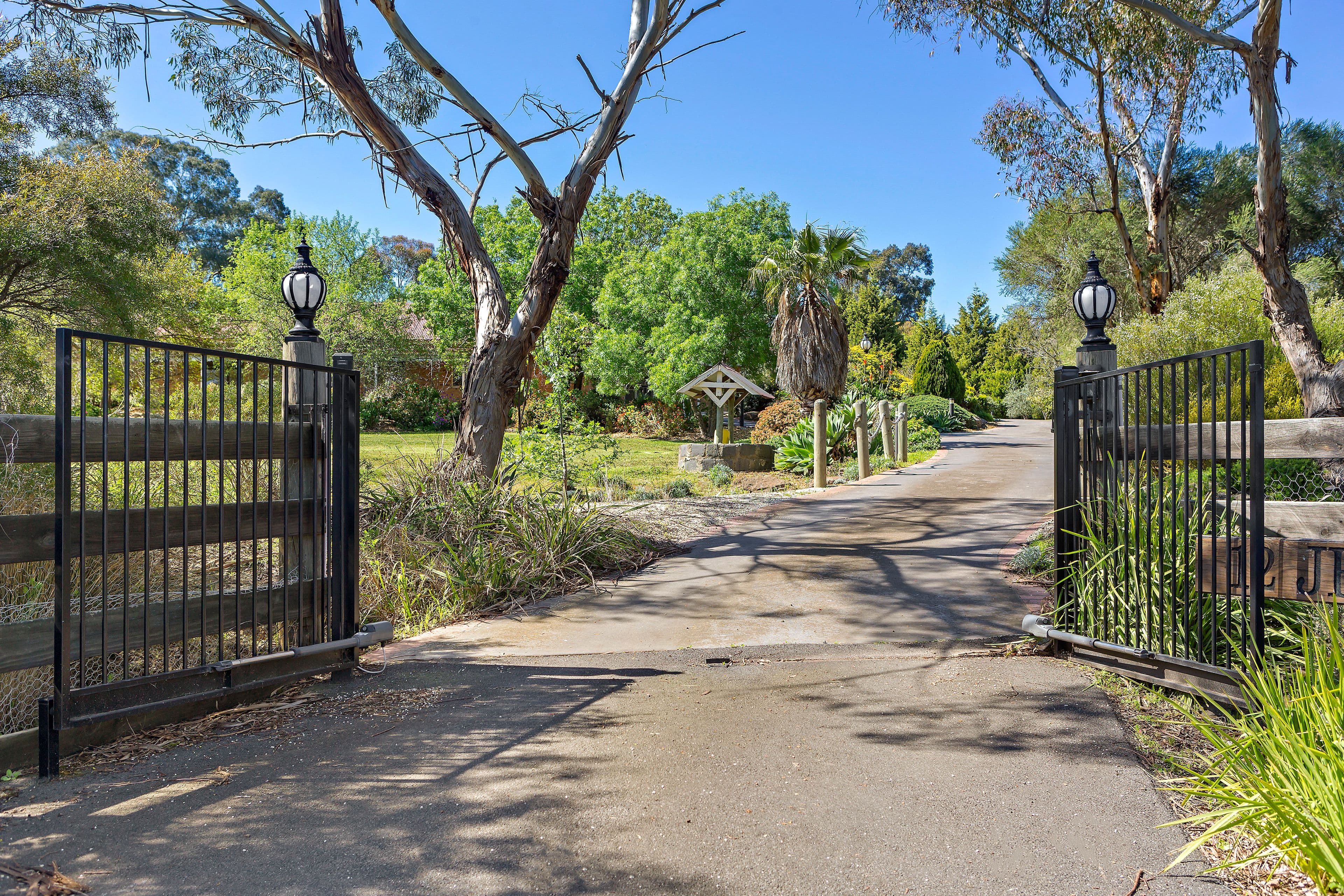 48 Bannons Lane, Yarrambat VIC 3091, Yarrambat - Thumbnail 2