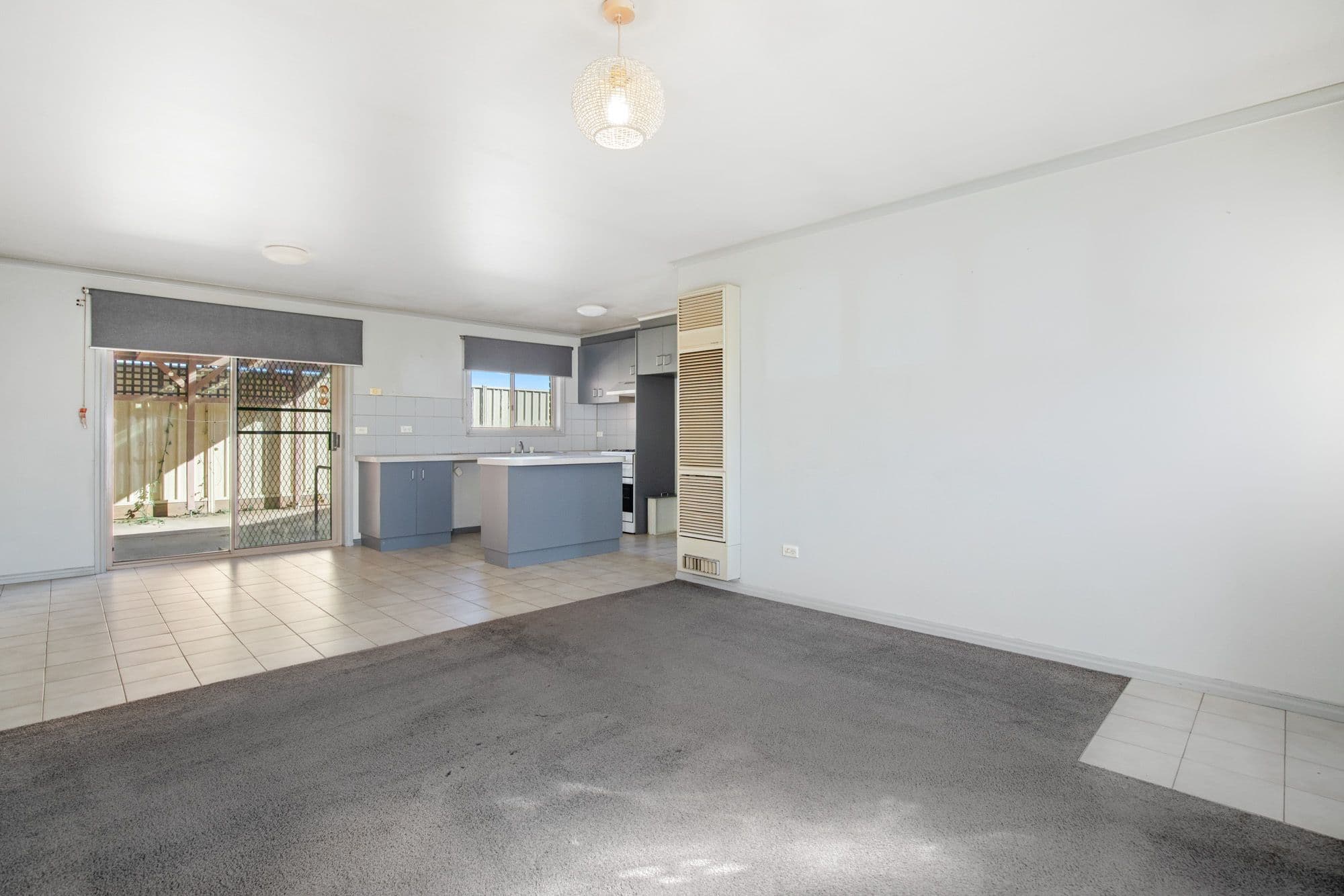 13 Deutgam Street, Werribee VIC 3030, Werribee - Thumbnail 3