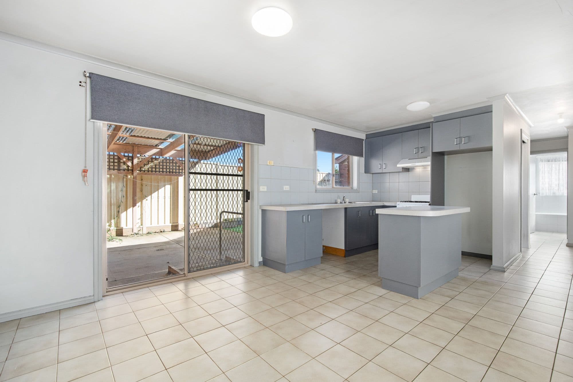 13 Deutgam Street, Werribee VIC 3030, Werribee - Thumbnail 4
