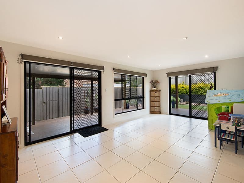 10 Kalbarri Court, NORTH LAKES QLD 4509, North Lakes - Thumbnail 6