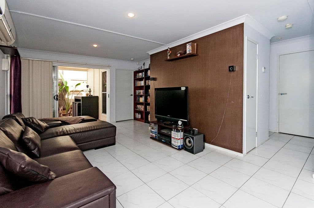 22 Emerald Crescent, Springfield QLD 4300, Springfield - Thumbnail 5