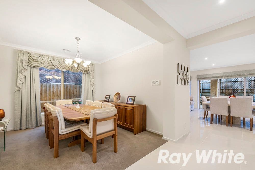 6 Gravillia Grove, Wantirna South VIC 3152, Wantirna South - Thumbnail 5