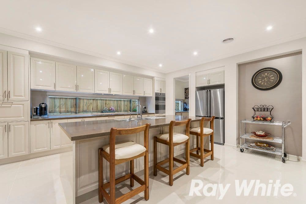 6 Gravillia Grove, Wantirna South VIC 3152, Wantirna South - Thumbnail 6