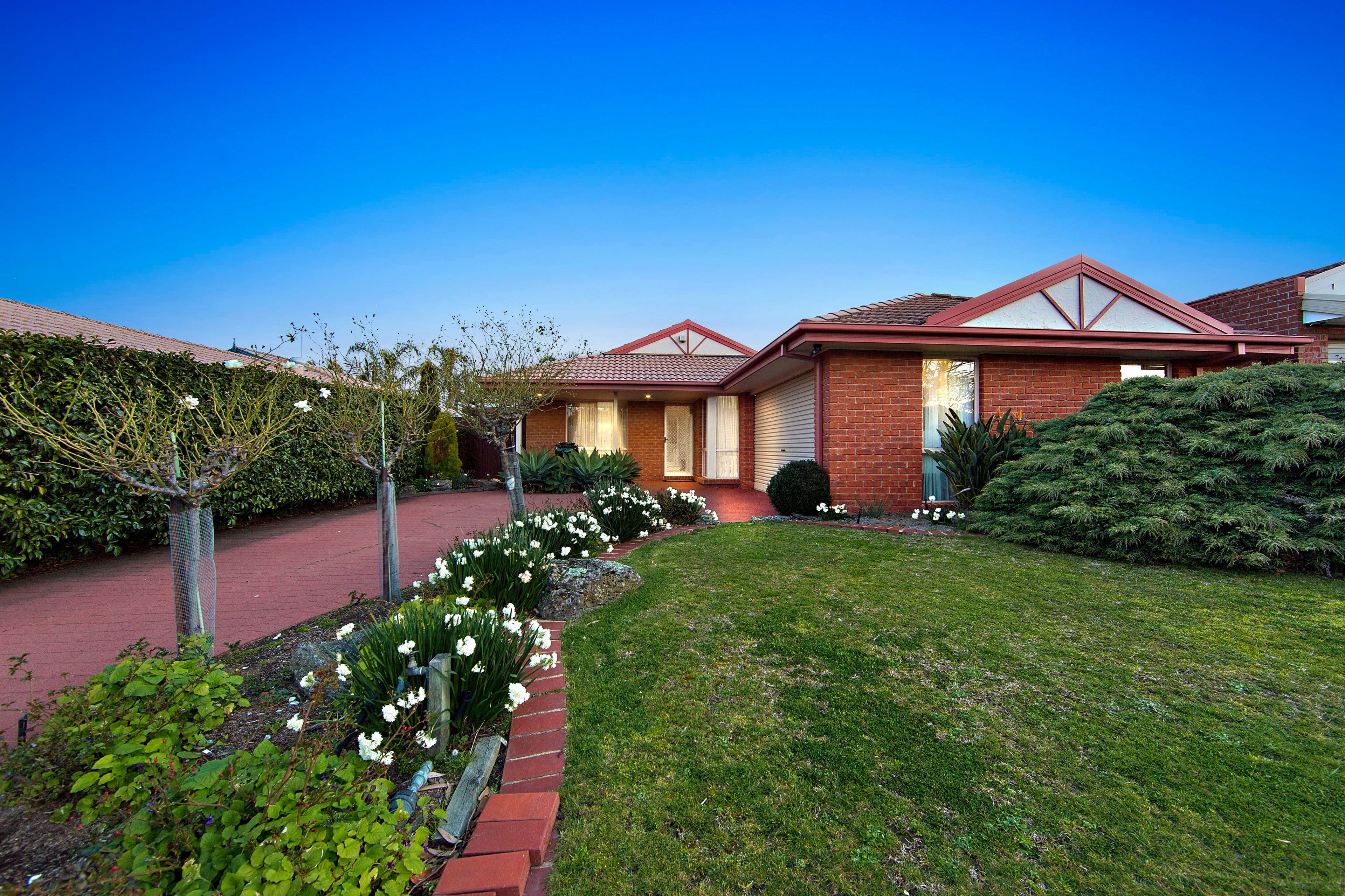 4 Manuka Court, Frankston South VIC 3199, Frankston South - Thumbnail 2
