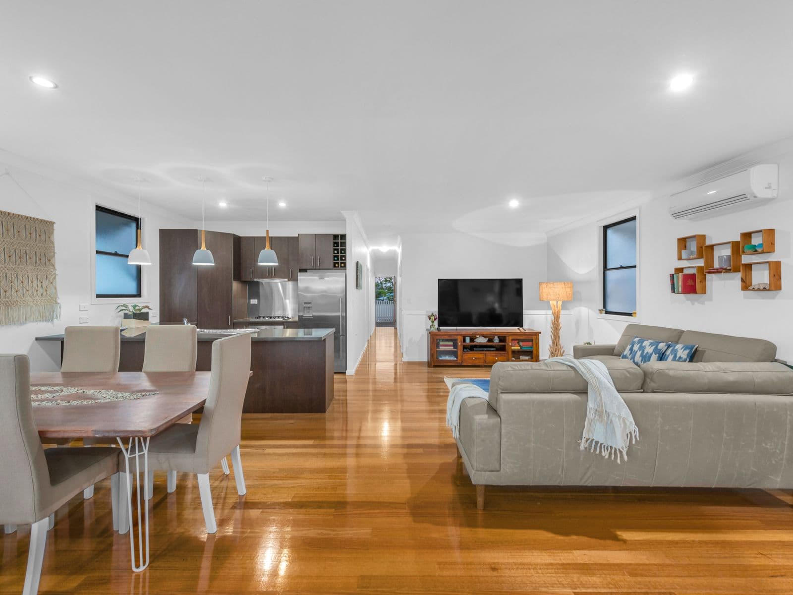 10 Saint Clair Street, Kedron QLD 4031, Kedron - Thumbnail 2