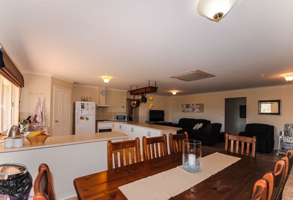 41 Tenth Road, York WA 6302, York - Thumbnail 3