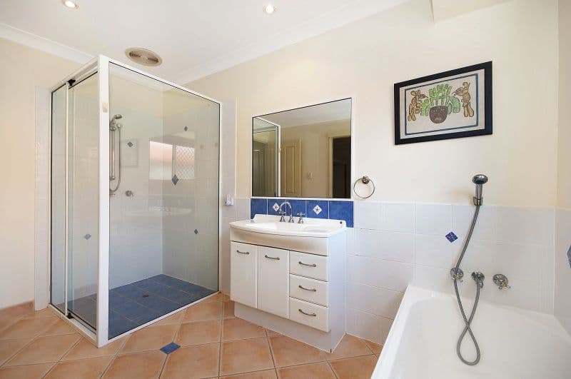 8 Anvil Street, SLADE POINT QLD 4740, Slade Point - Thumbnail 7