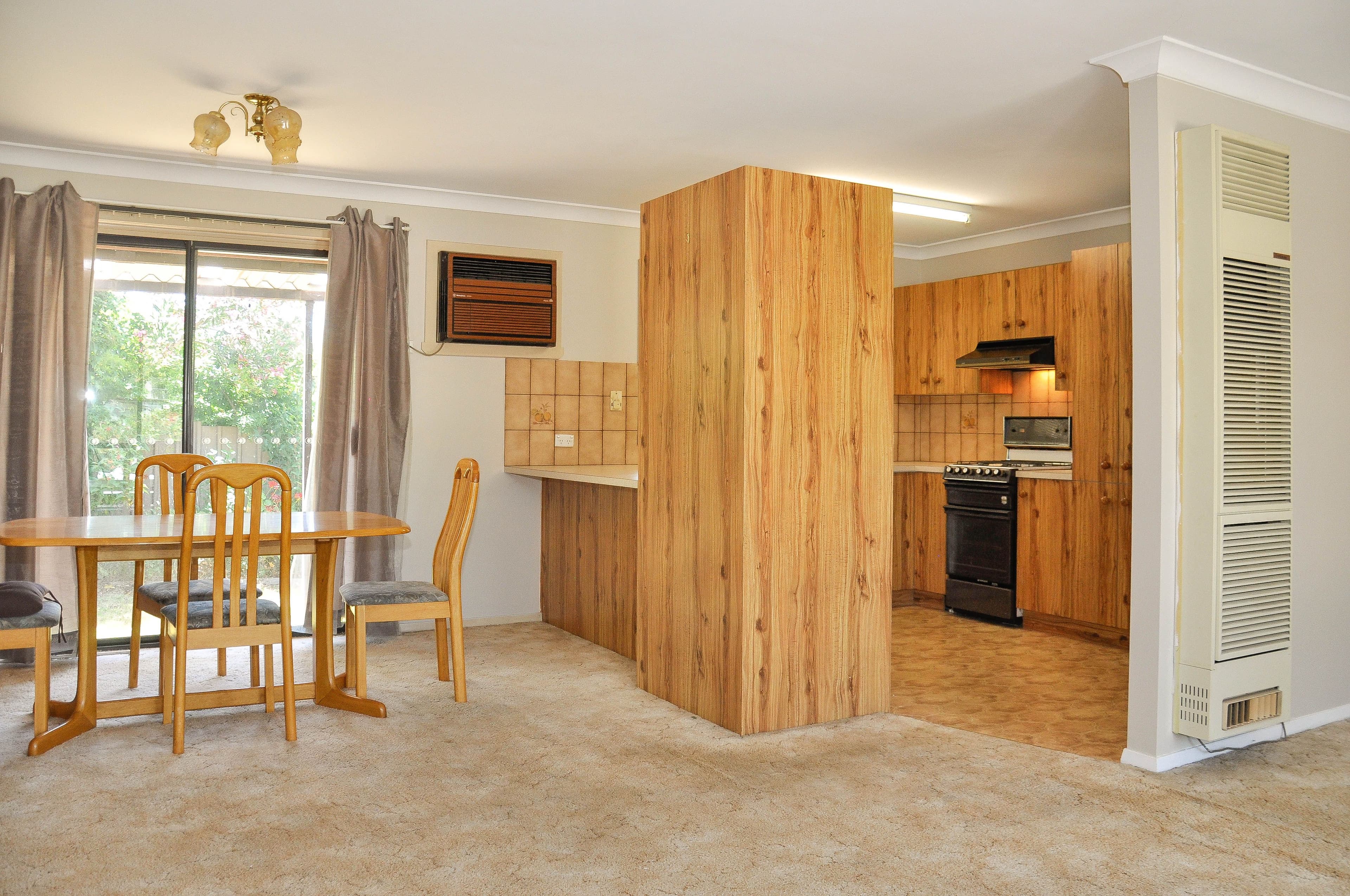 690 Wilkinson Street, Glenroy NSW 2640, Glenroy - Thumbnail 3