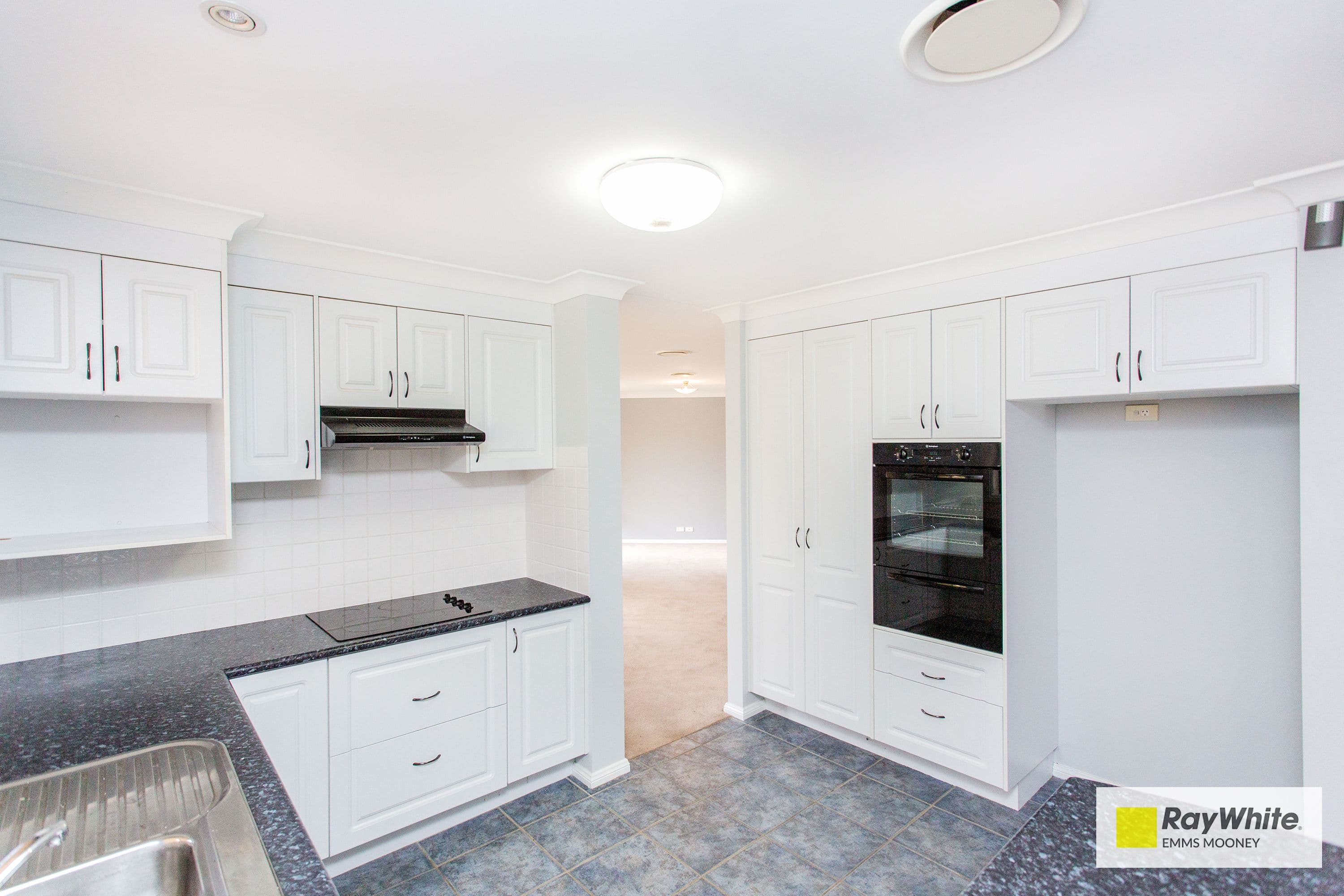 22 Shepherd Avenue, Cowra - Thumbnail 7