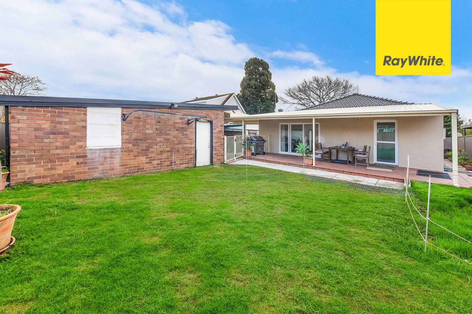 73 Hannans Road, Riverwood - Thumbnail 2
