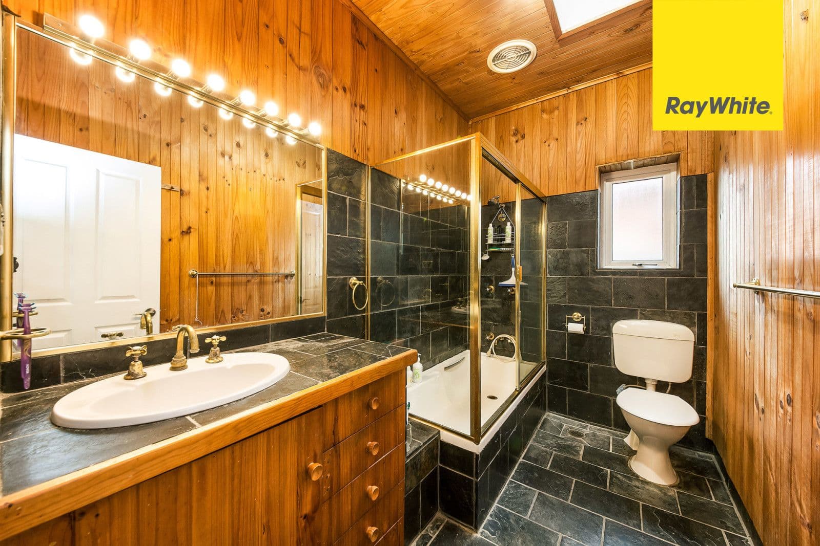 73 Hannans Road, Riverwood - Thumbnail 4