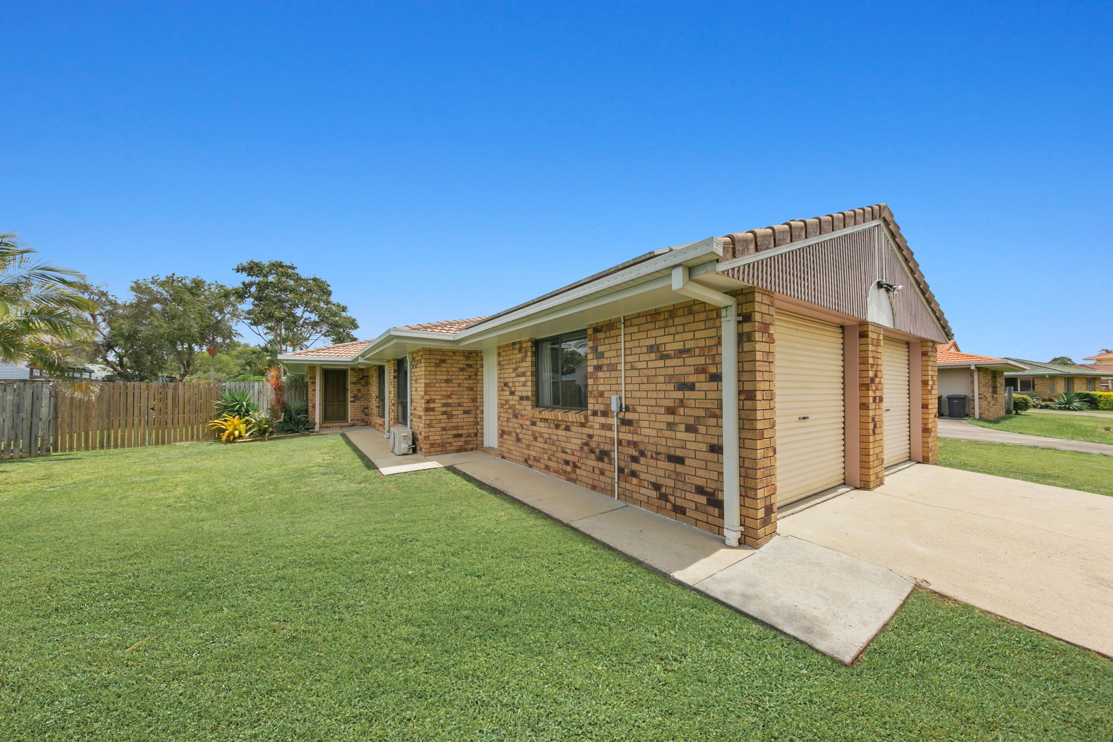 27 Burrabi Street, Bald Hills QLD 4036, Bald Hills - Image 1
