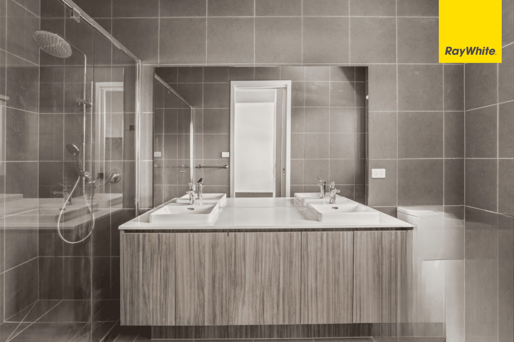 68 Stonehenge Drive, COBBLEBANK VIC 3338, Cobblebank - Thumbnail 4