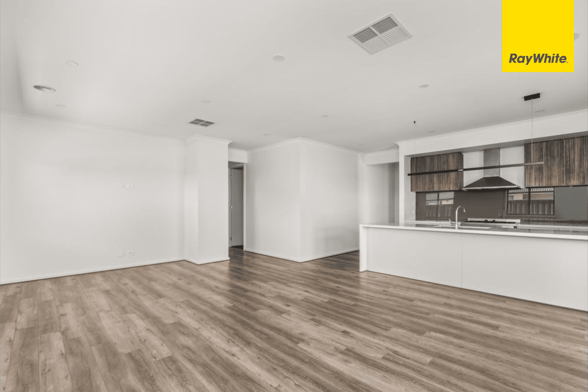 68 Stonehenge Drive, COBBLEBANK VIC 3338, Cobblebank - Thumbnail 7