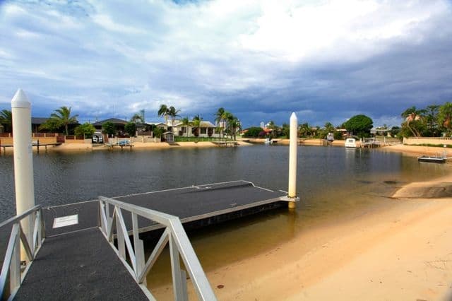 85 T E Peters Drive, BROADBEACH WATERS QLD 4218, Broadbeach Waters - Thumbnail 2