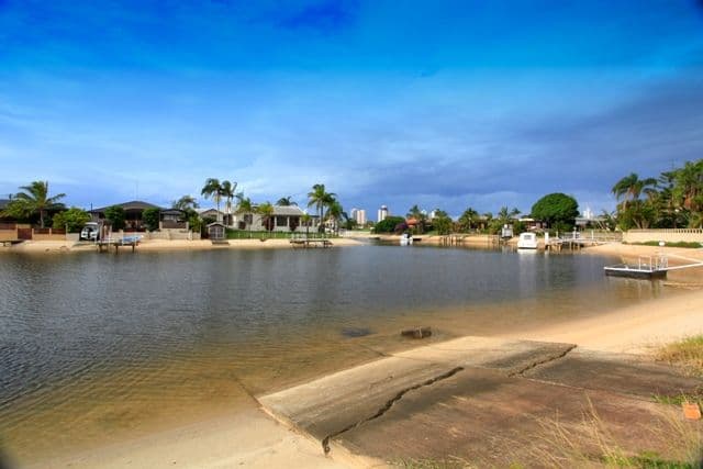 85 T E Peters Drive, BROADBEACH WATERS QLD 4218, Broadbeach Waters - Thumbnail 3