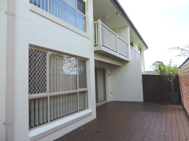 50 Blake Street, SOUTHPORT QLD 4215, Southport - Image 1