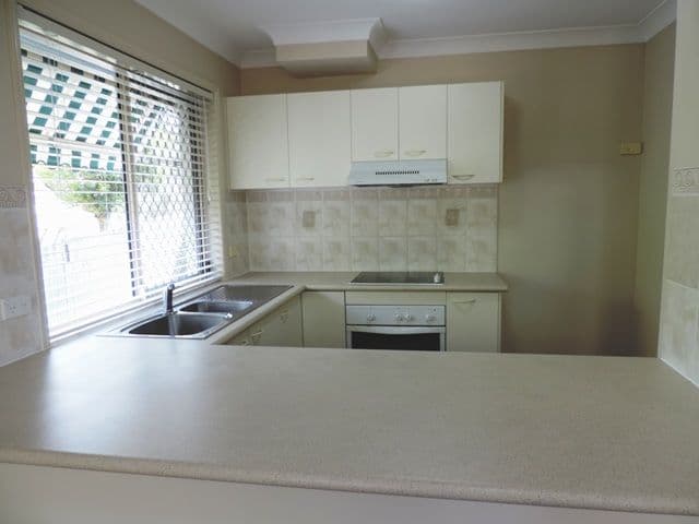 50 Blake Street, SOUTHPORT QLD 4215, Southport - Thumbnail 3