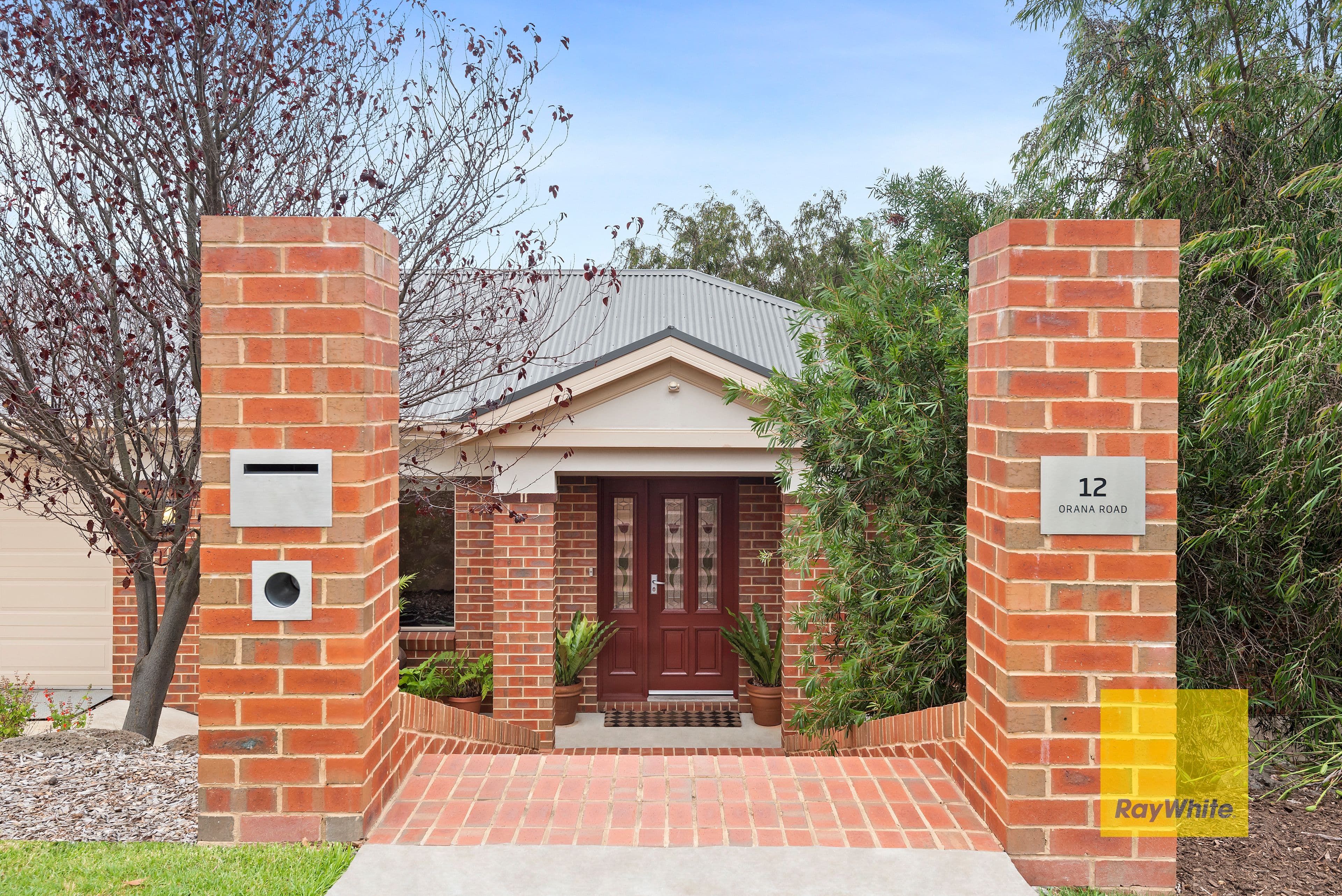 12 Orana Road, Highton VIC 3216, Highton - Thumbnail 2