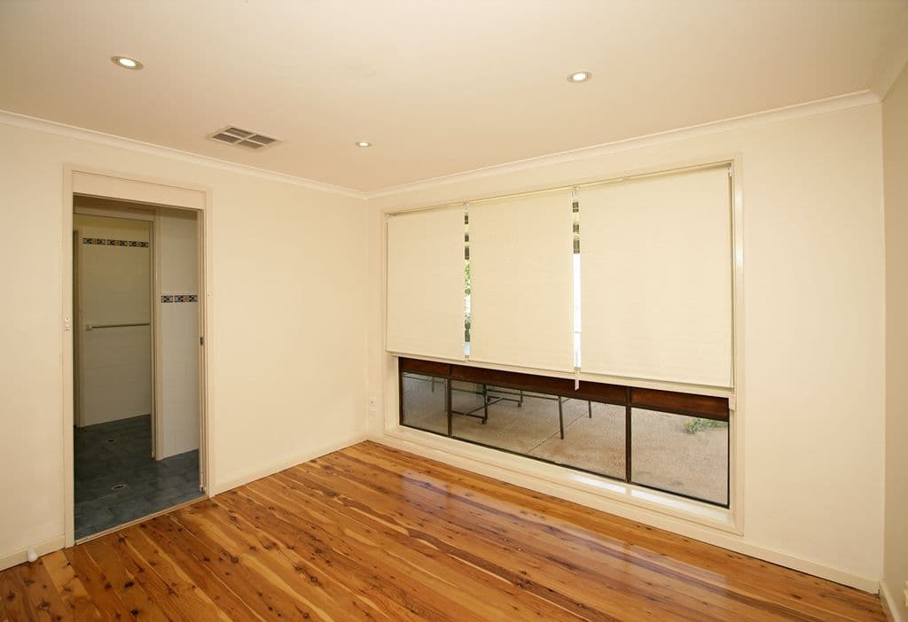 11 Buchhorn Street, Tolland NSW 2650, Tolland - Thumbnail 8