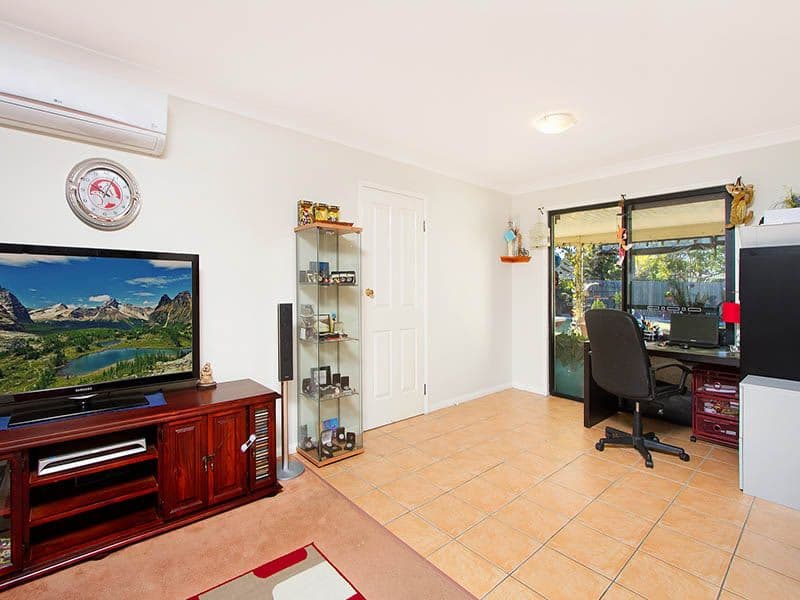 16 Seria Street, TANAH MERAH QLD 4128, Tanah Merah - Thumbnail 4