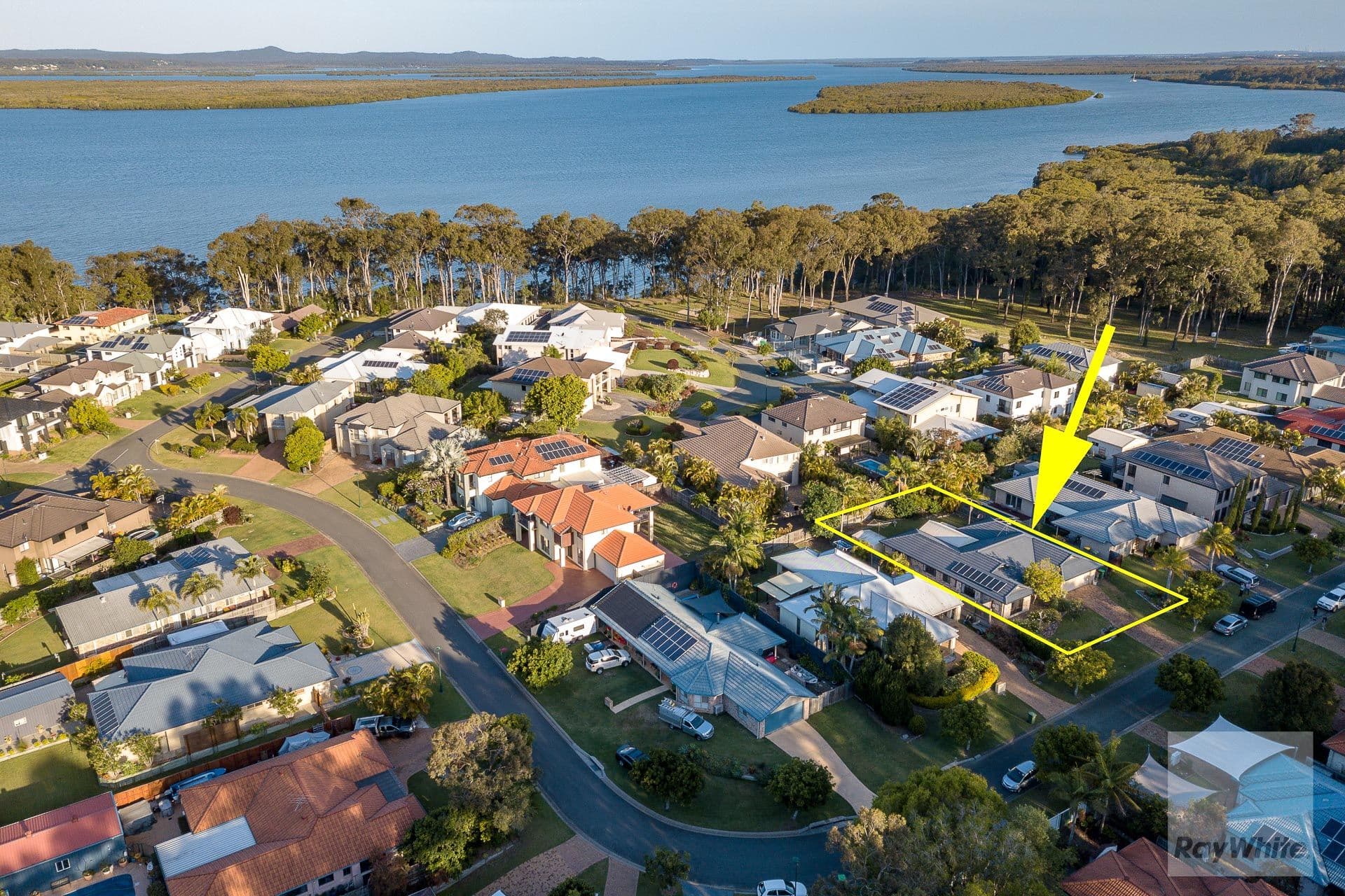 18 Seabrae Drive, Redland Bay QLD 4165, Redland Bay - Thumbnail 5