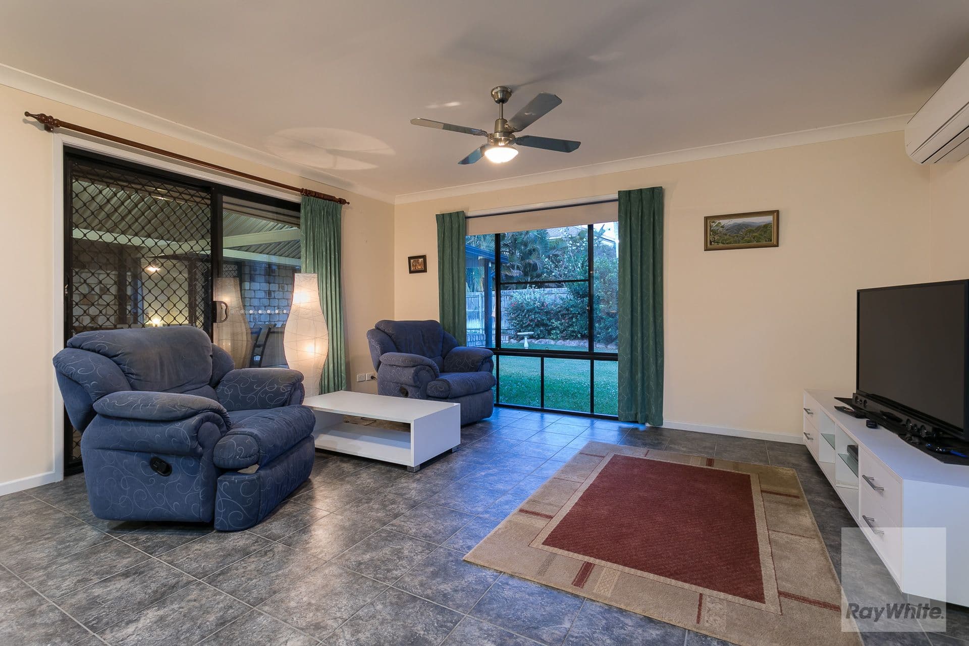 18 Seabrae Drive, Redland Bay QLD 4165, Redland Bay - Thumbnail 6