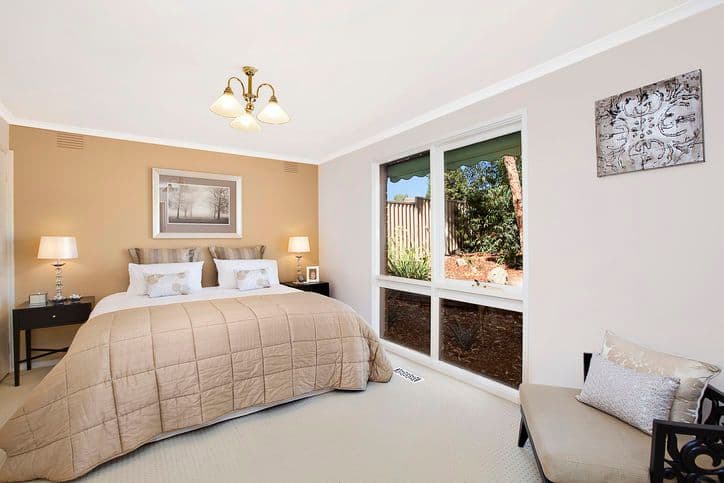 4 Lisbon Court, DONCASTER EAST VIC 3109, Doncaster East - Thumbnail 5