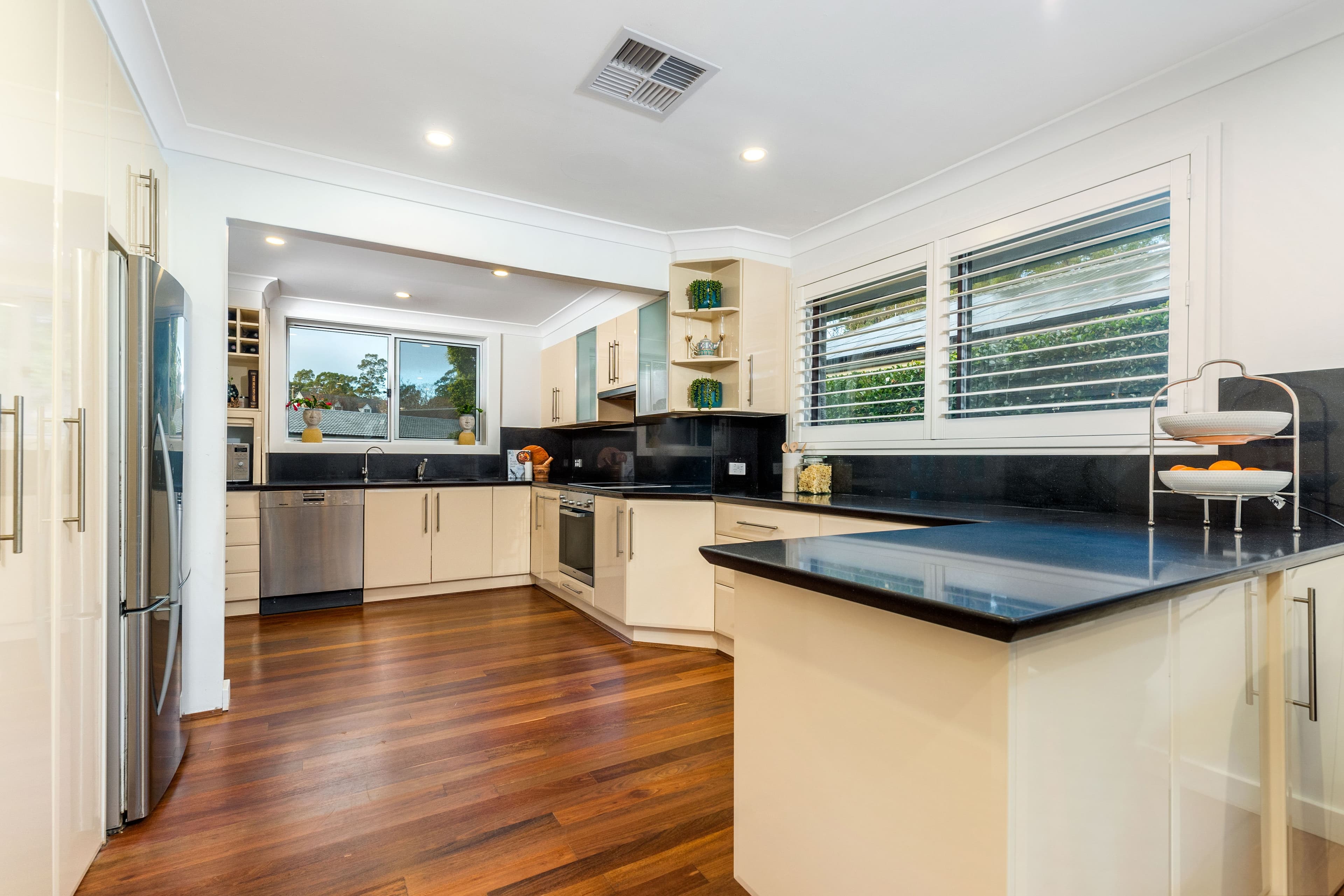 15 Wiseman Road, Castle Hill NSW 2154, Castle Hill - Thumbnail 4