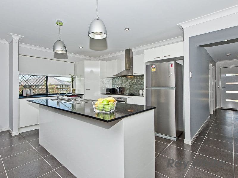 2 Kidston Crescent, Warner QLD 4500, Warner - Thumbnail 2