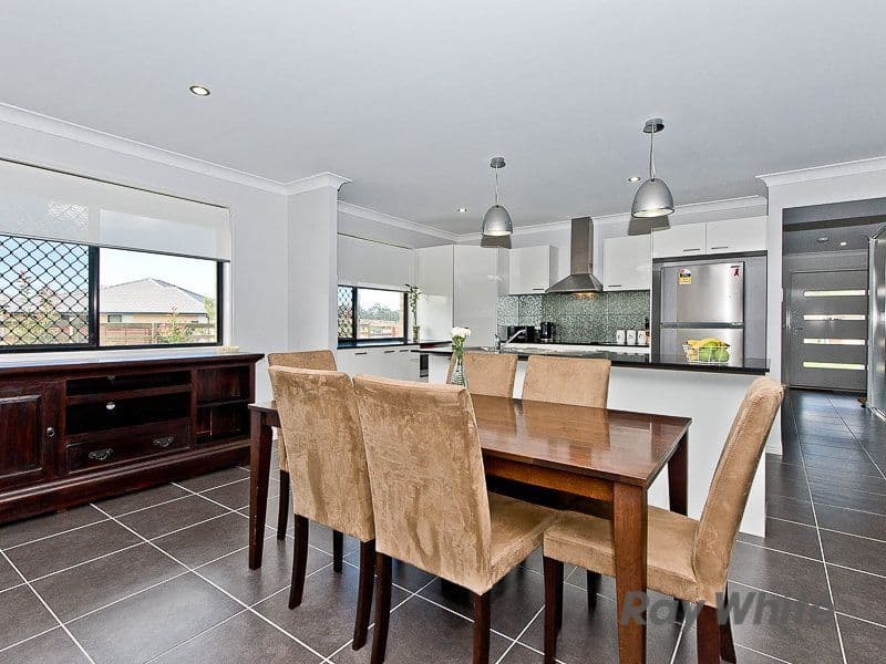 2 Kidston Crescent, Warner QLD 4500, Warner - Thumbnail 4