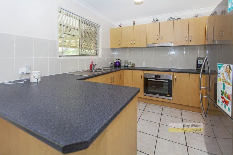 17 Nereid Street, Capalaba QLD 4157, Capalaba - Thumbnail 2
