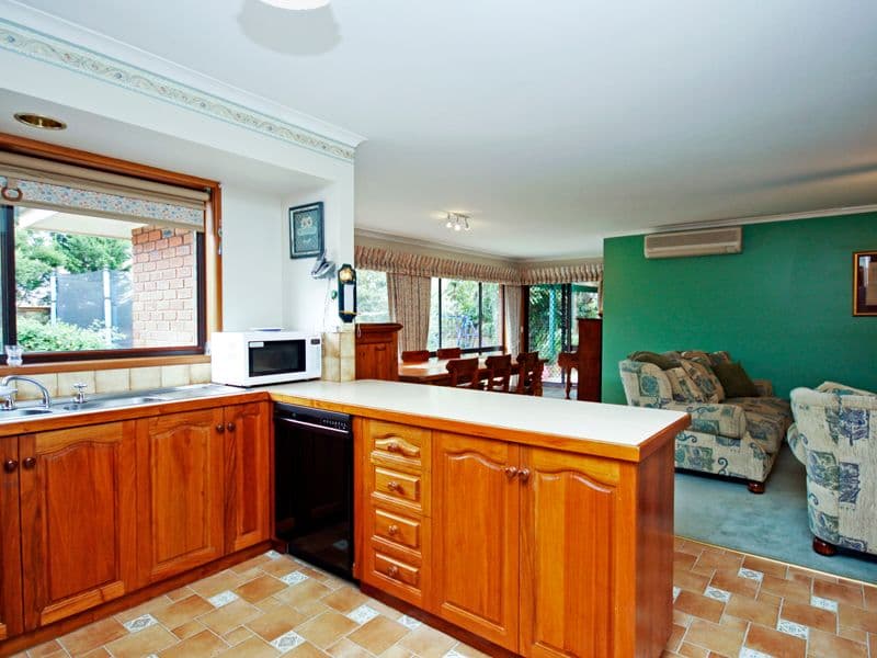 29 Hereford Drive, BELMONT VIC 3216, Belmont - Thumbnail 8